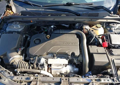 2020 Chevrolet Malibu Lt from USA, damaged, VIN 1G1ZD5STXLF023618